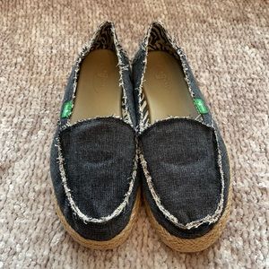 Sanuk Shoes